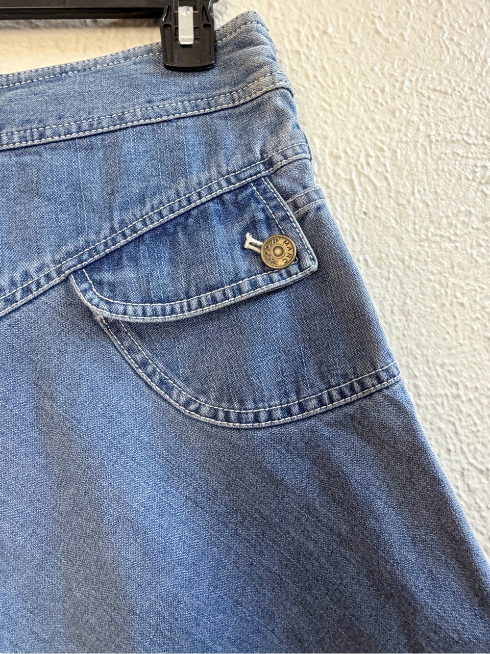 Marc Jacob’s denim flared skirt - Picture 4 of 7